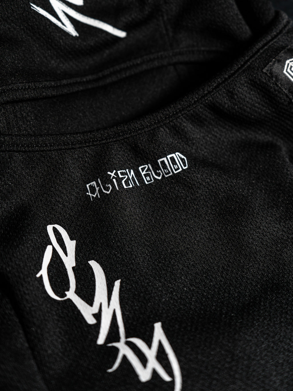 BALACLAVA ALIEN BLOOD — BLACK