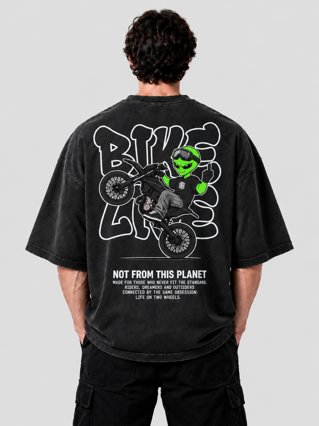 PRE-VENTA BIKE LIFE: NOT FROM THIS PLANET T-SHIRT — ACID WASH BLACK